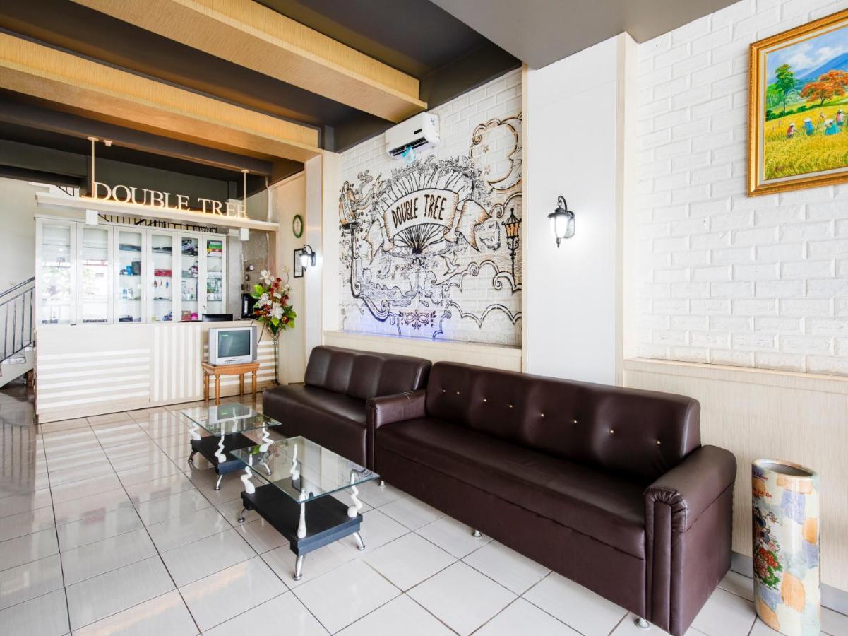 Oyo 3746 Double Tree Guesthouse Purwokerto Zewnętrze zdjęcie